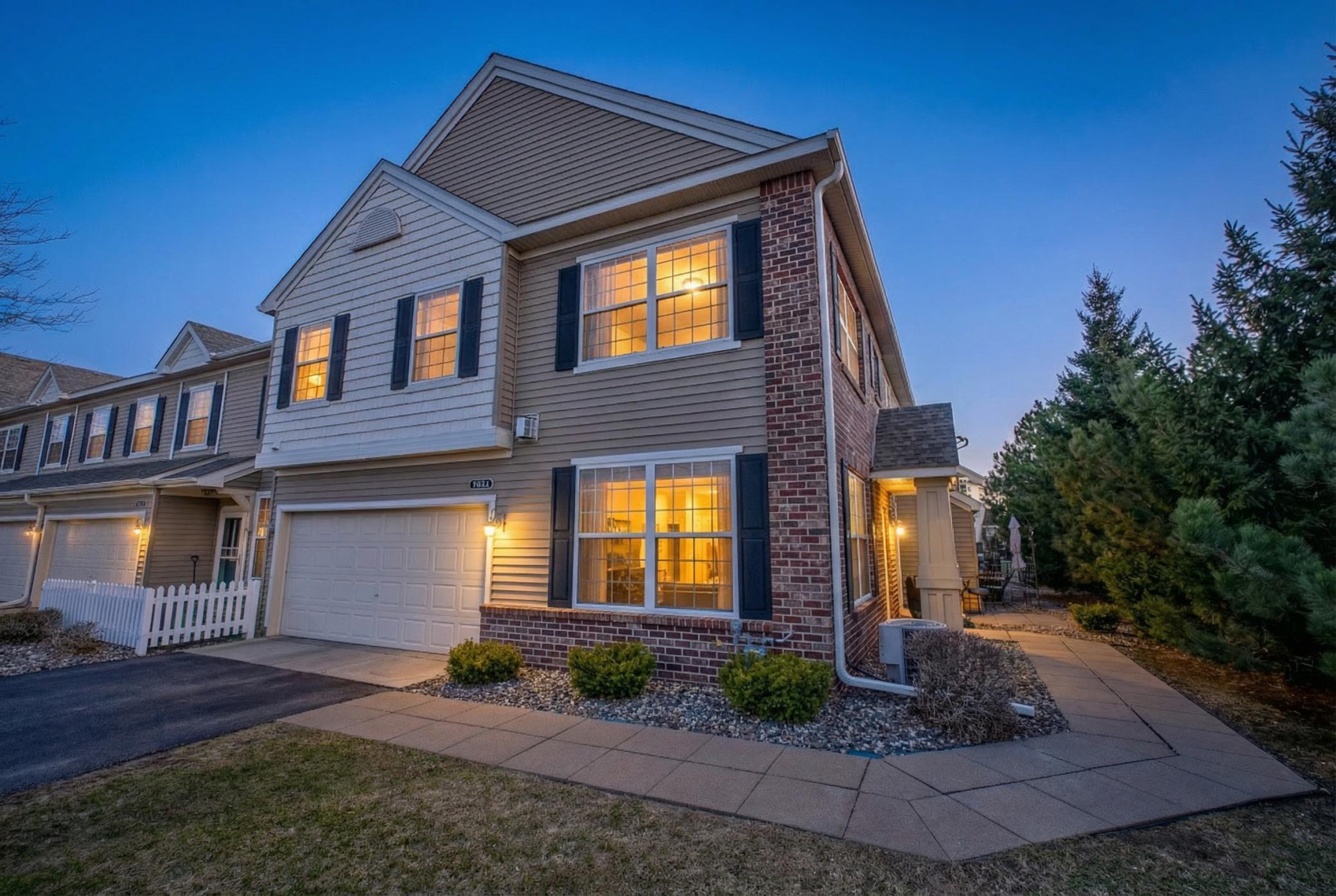 4470 Rosemary Way Hugo MN 55038