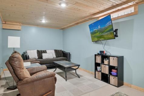 1119 9th Street Gaylord MN 55334