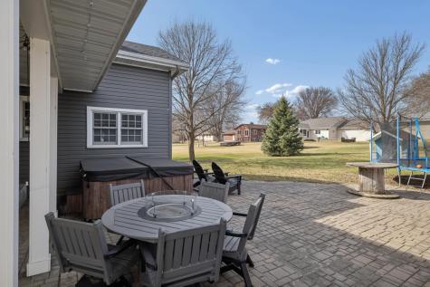 1119 9th Street Gaylord MN 55334