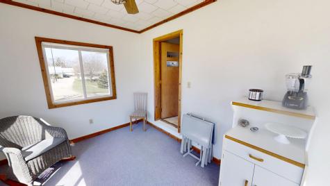 2418 Main Street W Albert Lea MN 56007