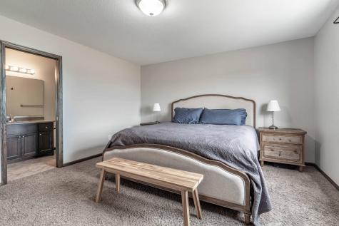 1557 Johnson Drive S Moorhead MN 56560