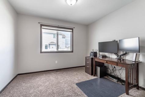 1557 Johnson Drive S Moorhead MN 56560