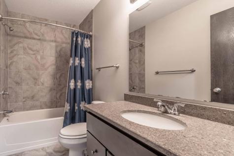 1557 Johnson Drive S Moorhead MN 56560
