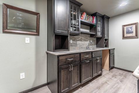 1557 Johnson Drive S Moorhead MN 56560