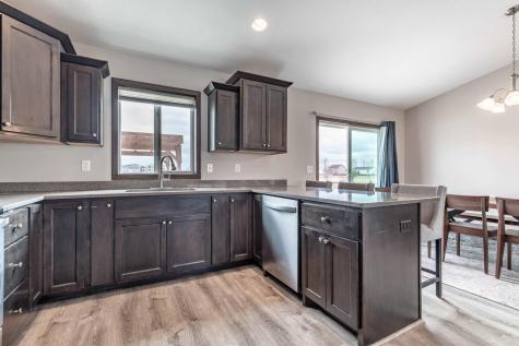1557 Johnson Drive S Moorhead MN 56560