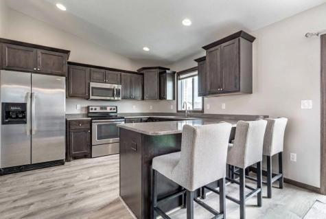 1557 Johnson Drive S Moorhead MN 56560