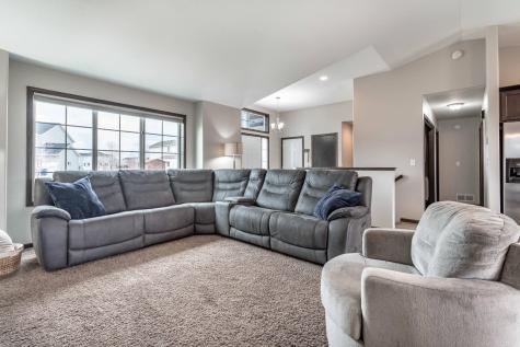 1557 Johnson Drive S Moorhead MN 56560