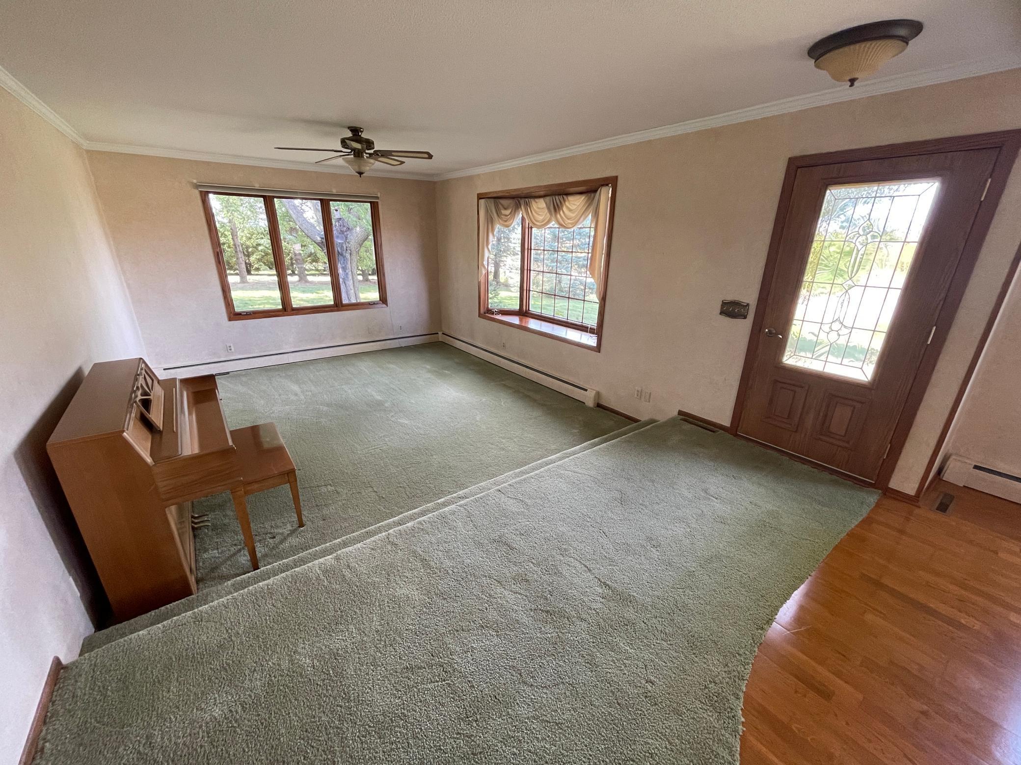 67927 270th Street Alden MN 56009