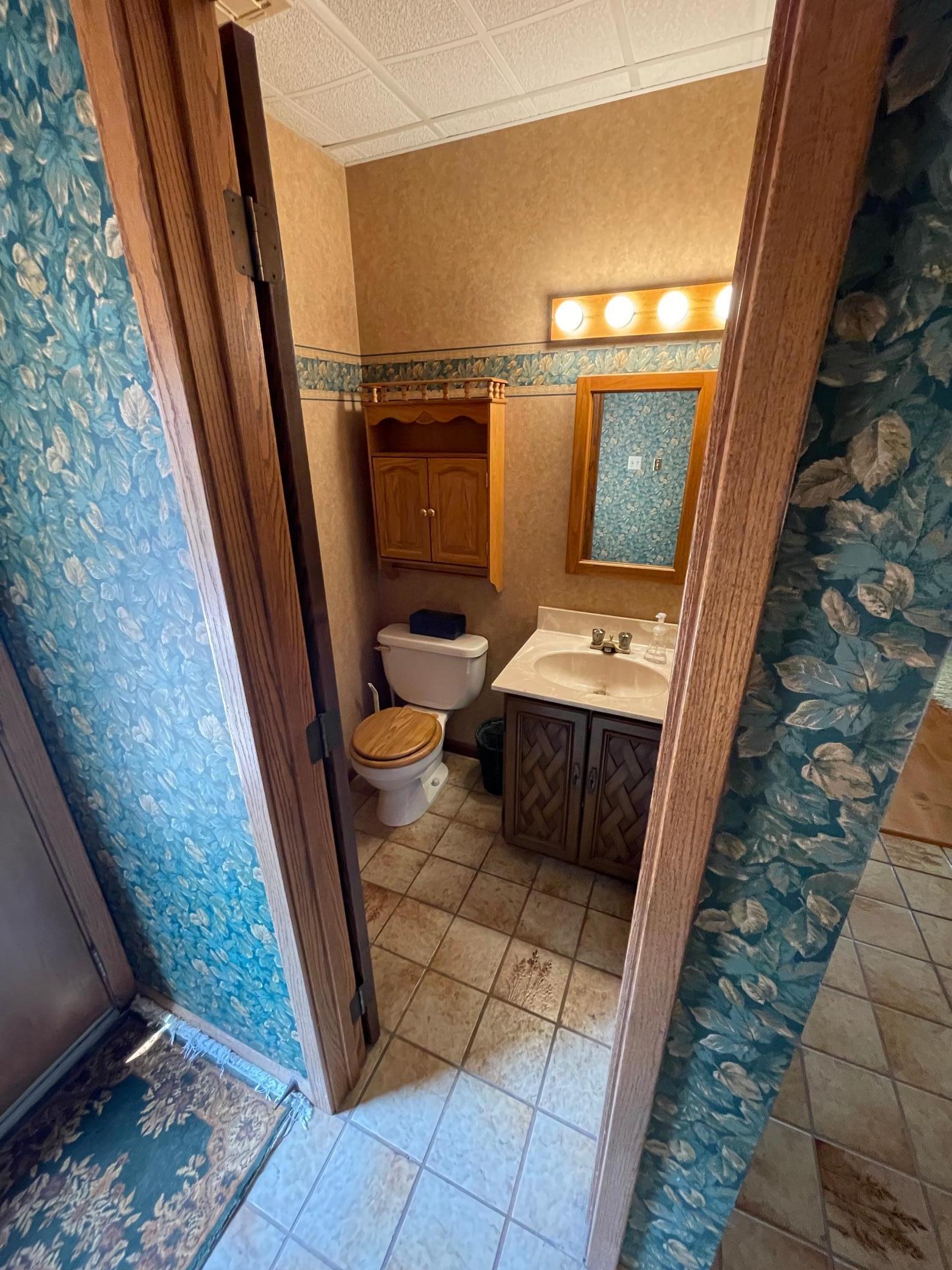 67927 270th Street Alden MN 56009