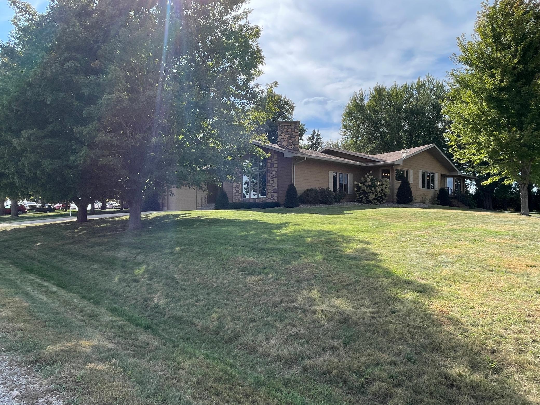 67927 270th Street Alden MN 56009