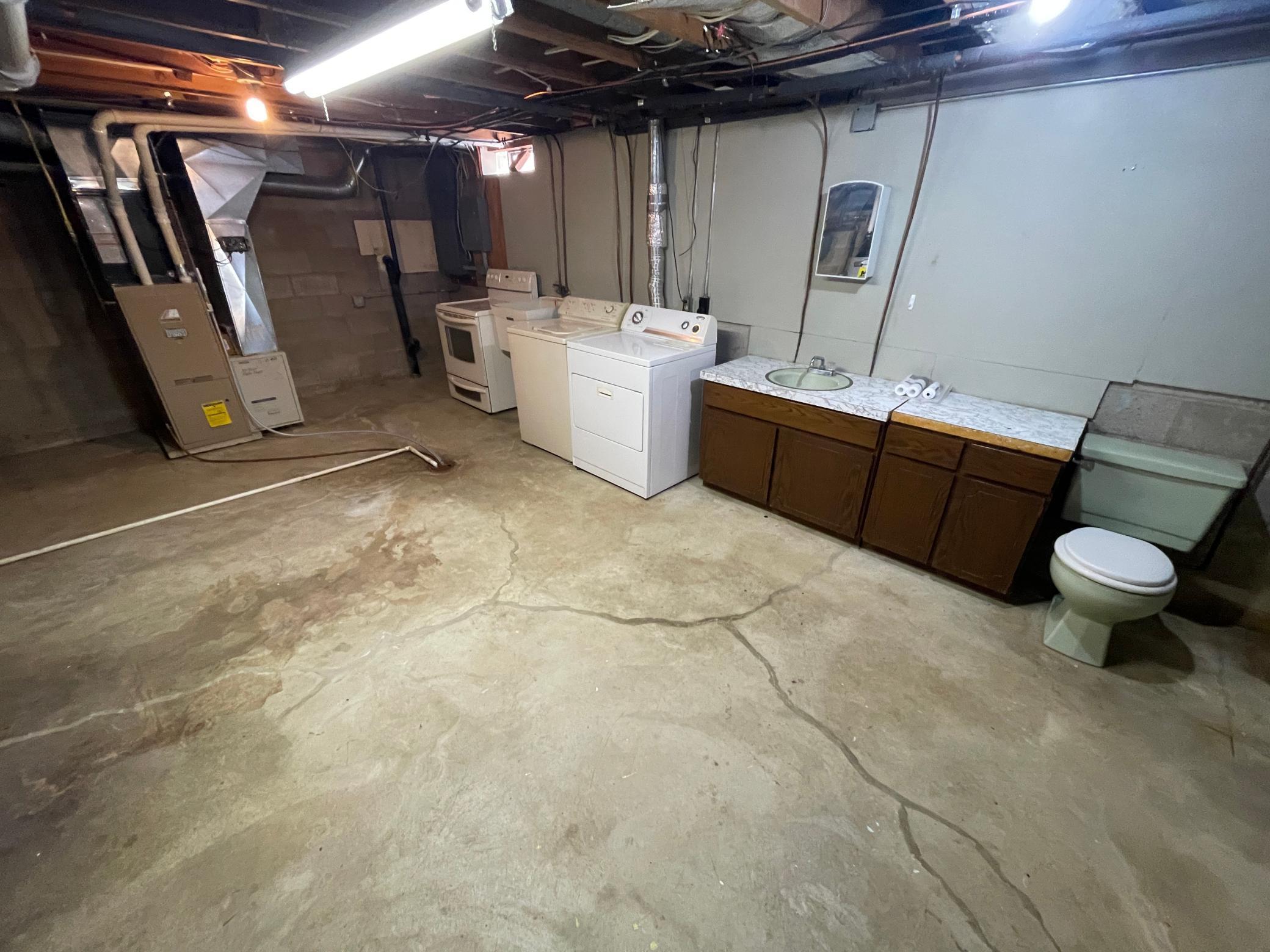 67927 270th Street Alden MN 56009