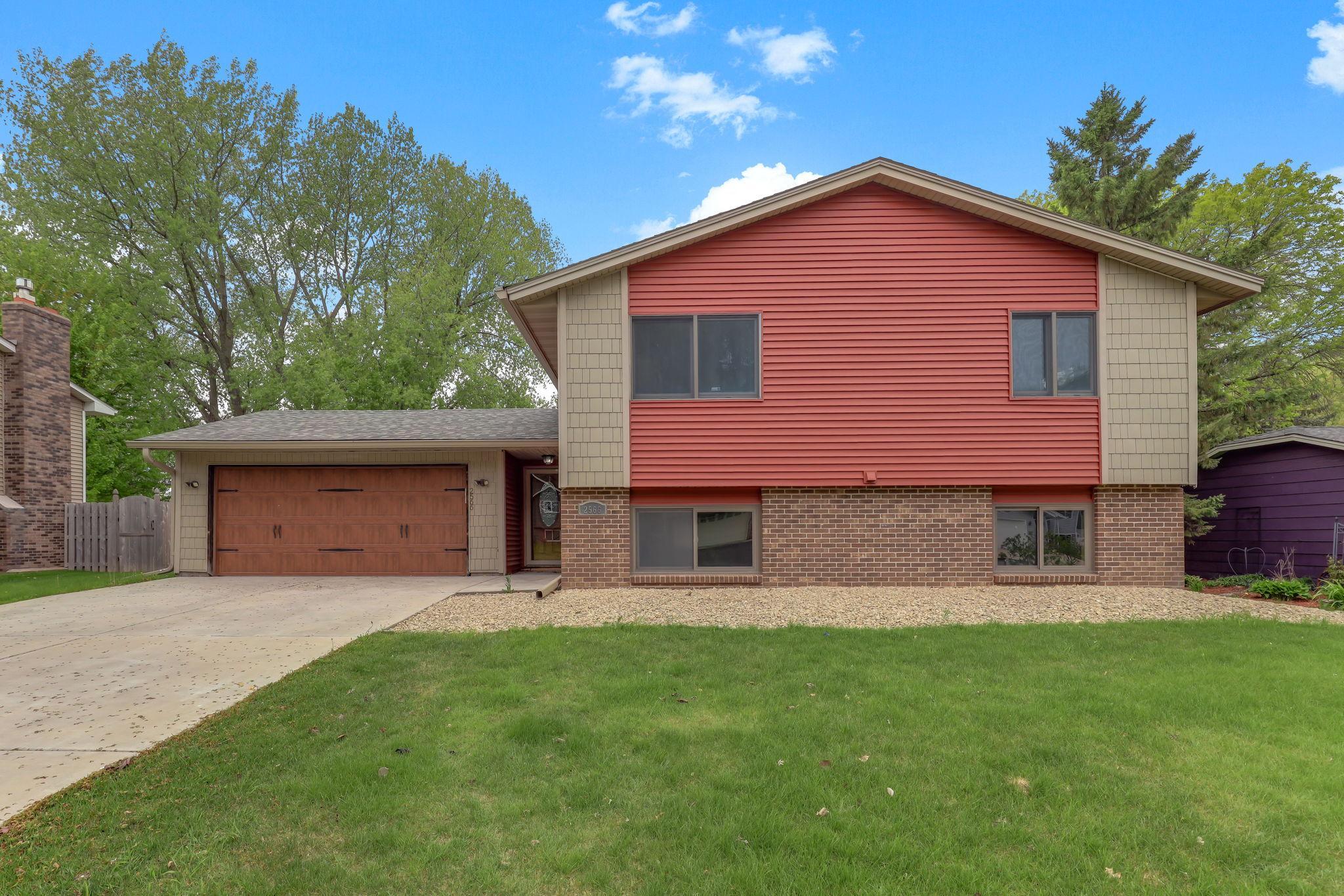 2566 Cochrane Drive Woodbury MN 55125