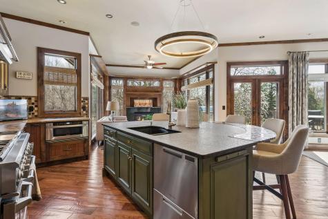 700 Hidden Creek Trail Mendota Heights MN 55118
