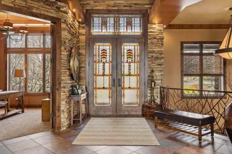 700 Hidden Creek Trail Mendota Heights MN 55118