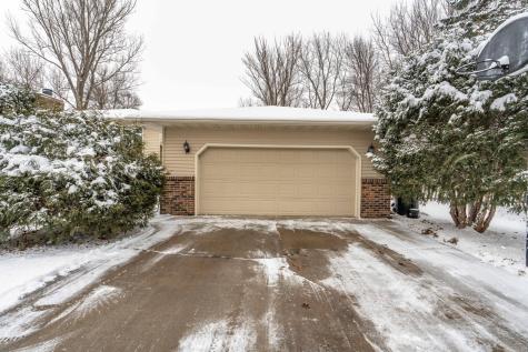 517 N Woodland Drive Fergus Falls MN 56537