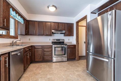 517 N Woodland Drive Fergus Falls MN 56537