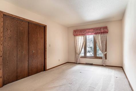 517 N Woodland Drive Fergus Falls MN 56537