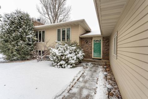 517 N Woodland Drive Fergus Falls MN 56537
