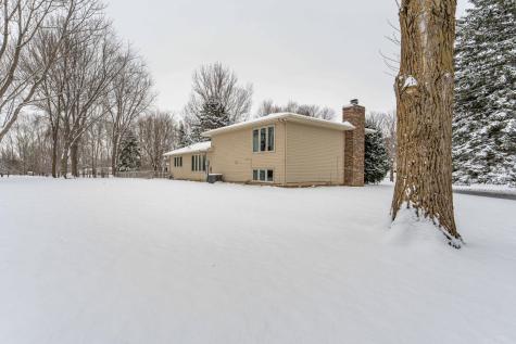 517 N Woodland Drive Fergus Falls MN 56537