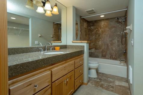 33497 Cobalt Circle NW Cambridge MN 55008