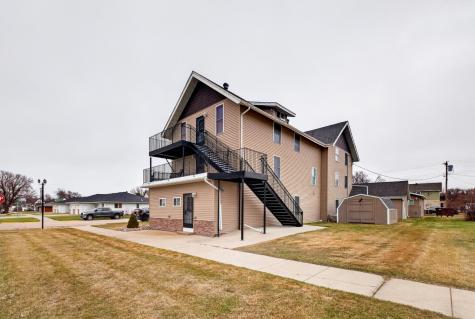 202 3rd Avenue SE Barnesville MN 56514