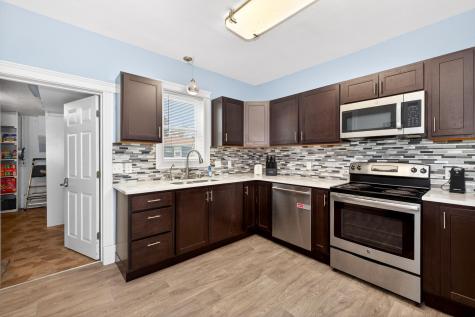 202 3rd Avenue SE Barnesville MN 56514