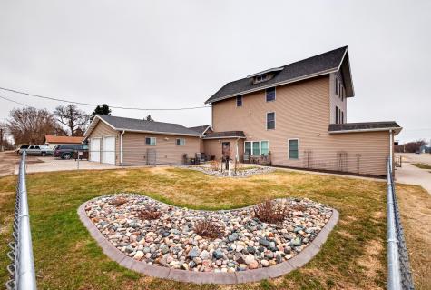 202 3rd Avenue SE Barnesville MN 56514