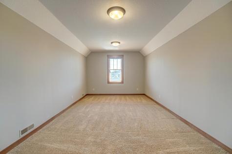 2637 Cottage Grove Place Woodbury MN 55129