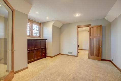 2637 Cottage Grove Place Woodbury MN 55129