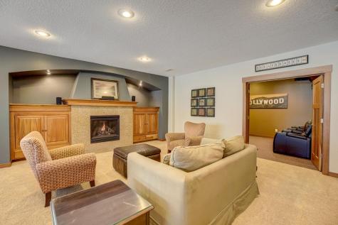 2637 Cottage Grove Place Woodbury MN 55129