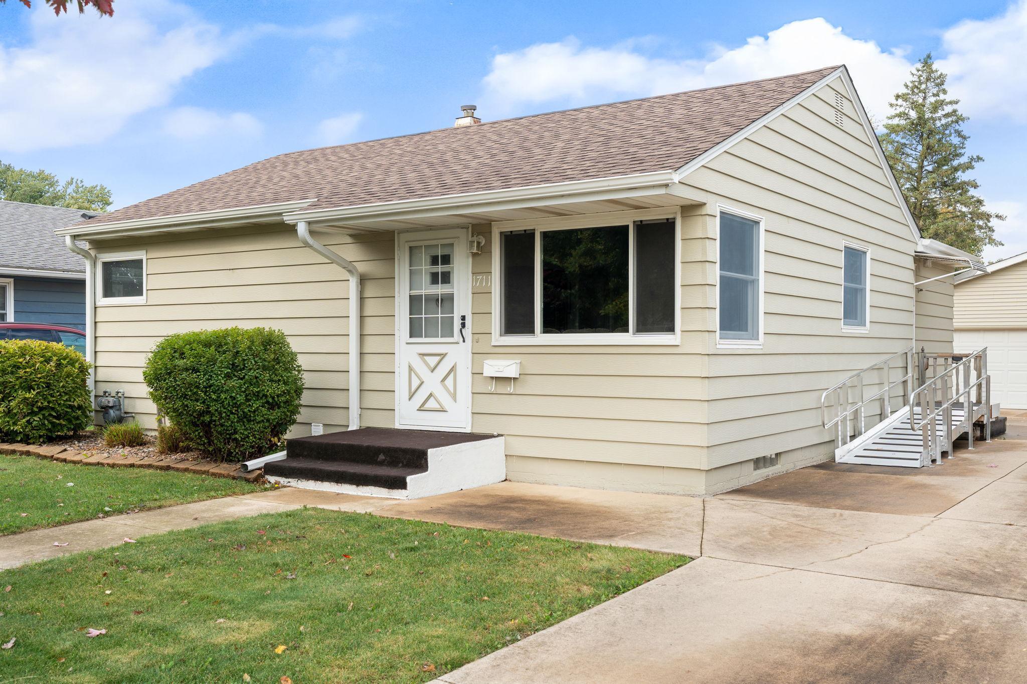 1711 1st Avenue SE Austin MN 55912