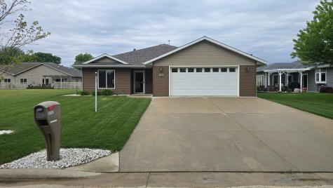 1709 Keystone Drive Albert Lea MN 56007
