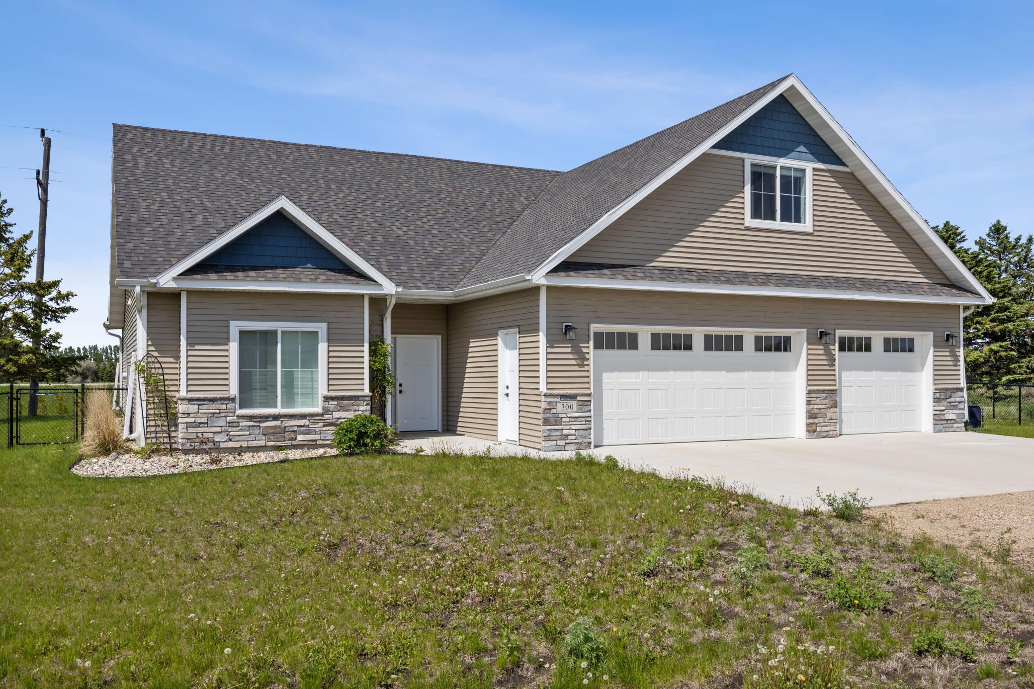 300 Pine Drive Hankinson ND 58041