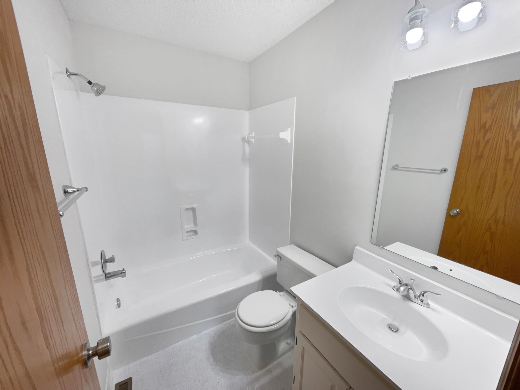 1531 Briarknoll Circle Arden Hills MN 55112