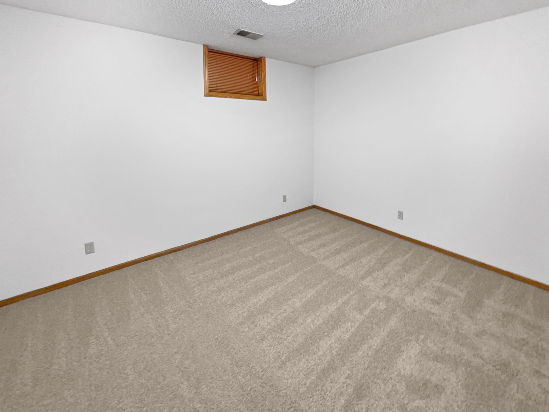 1531 Briarknoll Circle Arden Hills MN 55112