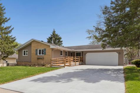 7925 29th Avenue N New Hope MN 55427