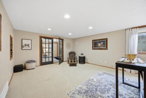 645 Evergreen Circle Oxbow ND 58047