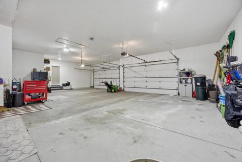 645 Evergreen Circle Oxbow ND 58047