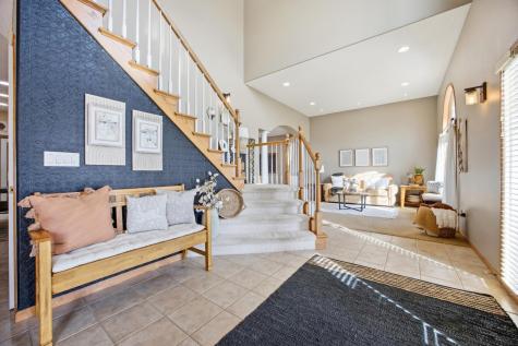 645 Evergreen Circle Oxbow ND 58047
