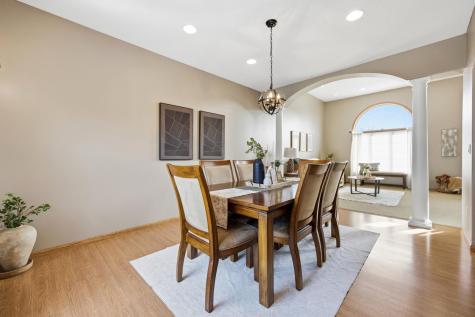 645 Evergreen Circle Oxbow ND 58047
