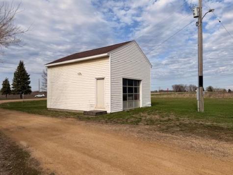 58569 Kirkwood Road Mankato MN 56001