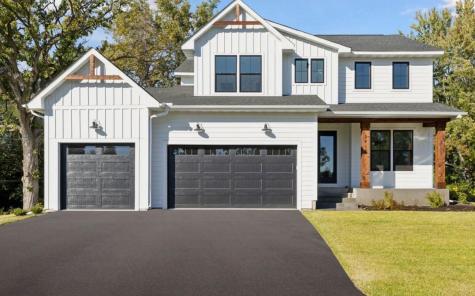 2415 Laurie Court W Roseville MN 55113