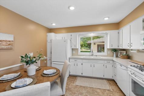 2018 Jade Lane Eagan MN 55122