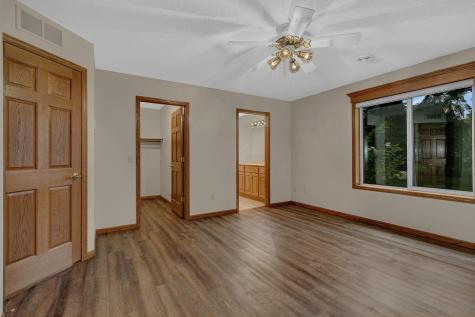 1812 Maple Lane Saint Cloud MN 56304