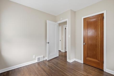 1108 Oakdale Avenue West Saint Paul MN 55118