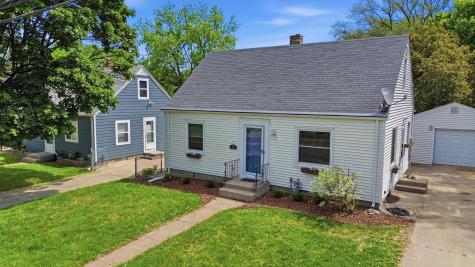 1108 Oakdale Avenue West Saint Paul MN 55118