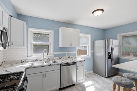 1108 Oakdale Avenue West Saint Paul MN 55118