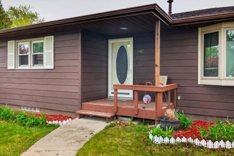 1107 24th Avenue S Moorhead MN 56560