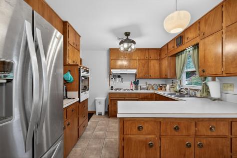 1107 24th Avenue S Moorhead MN 56560