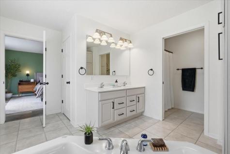 3915 Zane Avenue N Robbinsdale MN 55422